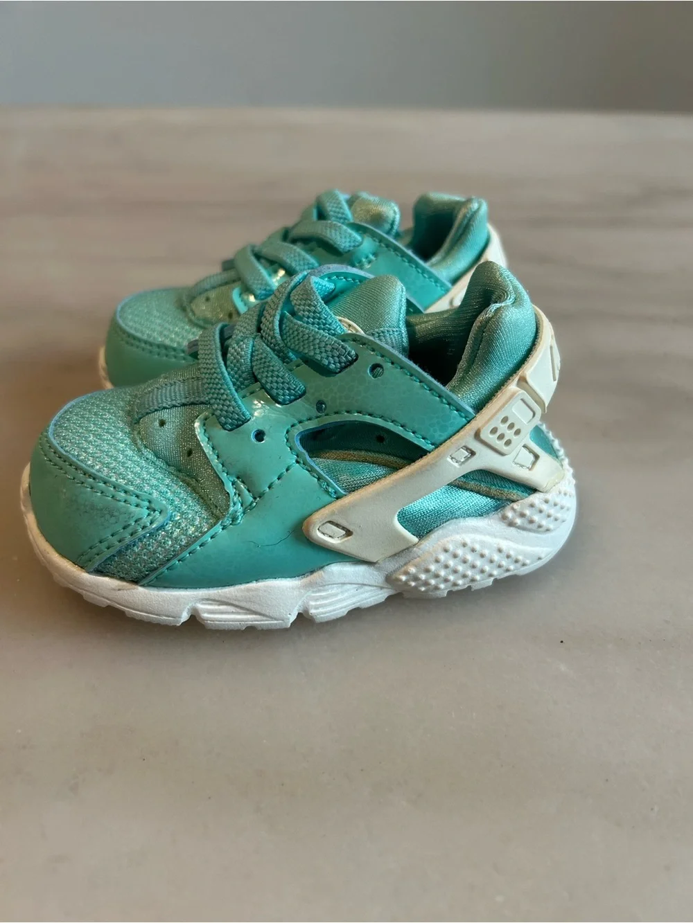 Tenis Nike Air Huarache Run Sparkle Talla 4C